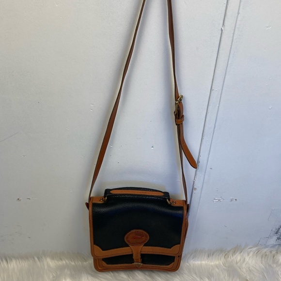 Dooney & Bourke Handbags - Vintage Dooney & Bourke.